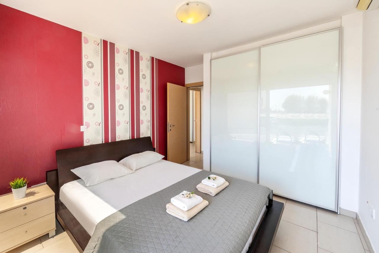 Fig Tree Bay Apartment 103 โปรทาราส ภายนอก รูปภาพ