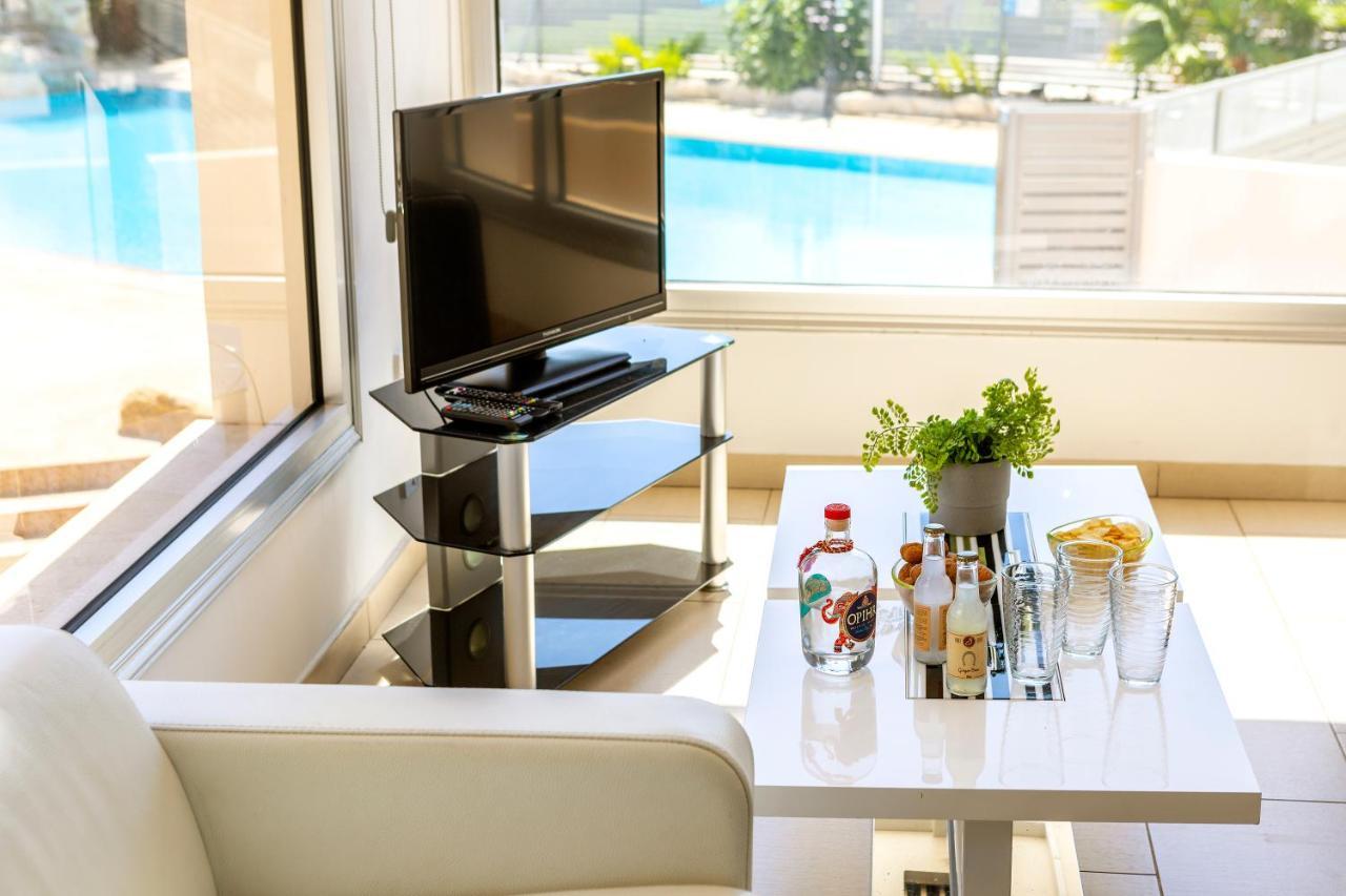 Fig Tree Bay Apartment 103 โปรทาราส ภายนอก รูปภาพ